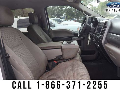 Used 2020 Ford F250 XLT w/ FX4 Off-Road Package AWD/4WD image 29