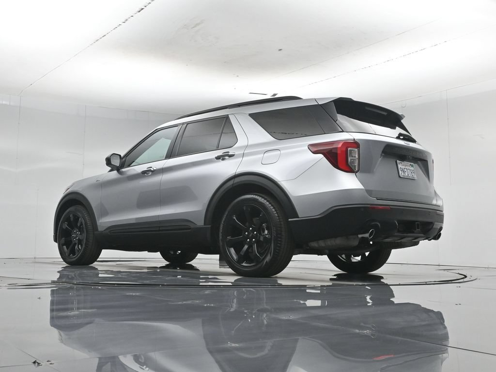 Used 2024 Ford Explorer ST-Line w/ Class IV Trailer Tow Package RWD image 58