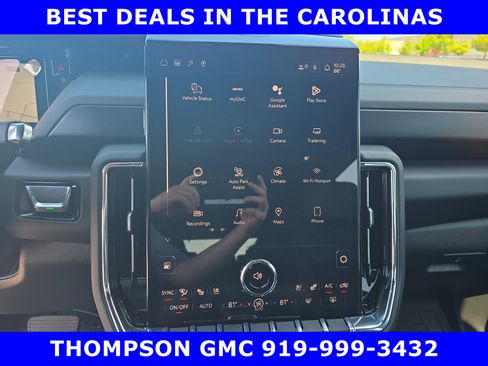 New 2026 GMC Yukon Denali w/ Sun & Power Step Package AWD/4WD image 24