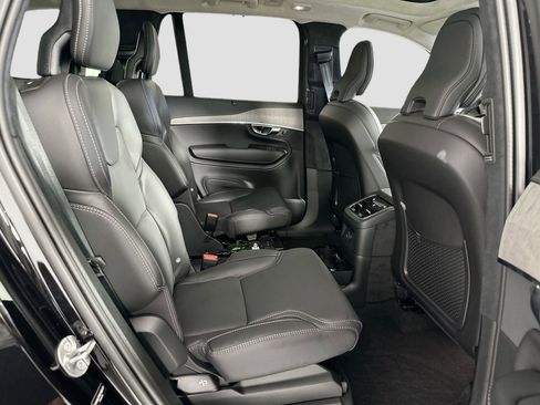 New 2025 Volvo XC90 T8 Ultra w/ Lounge Package image 18