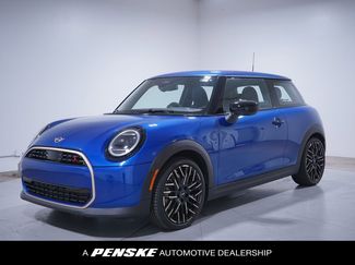 Used 2025 MINI Cooper S video 1