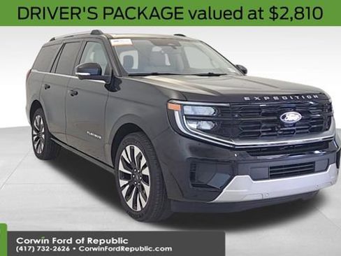 Certified 2025 Ford Expedition Platinum w/ Driver's Package AWD/4WD image 1