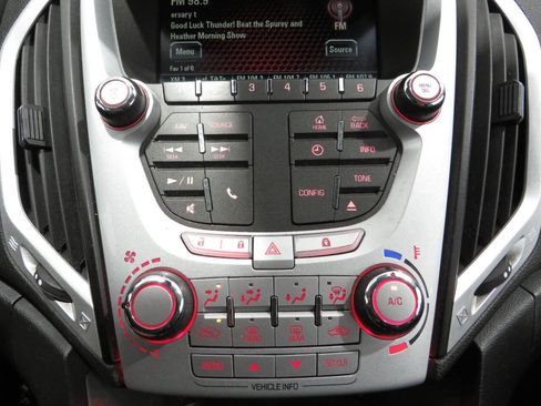 Used 2015 GMC Terrain SLE FWD image 21