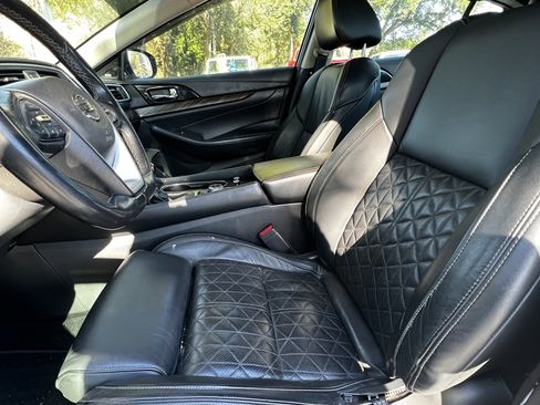 Used 2017 Nissan Maxima Platinum image 17