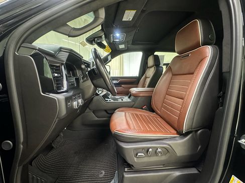 Certified 2025 GMC Sierra 2500 Denali Ultimate AWD/4WD image 30
