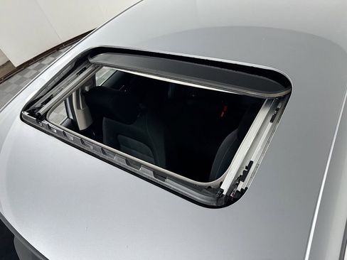 Certified 2023 Honda Civic EX image 24