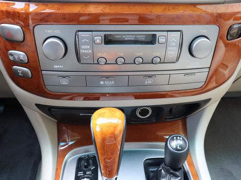 Used 2007 Lexus LX 470 4WD image 64