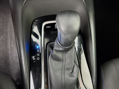Used 2021 Toyota Corolla SE FWD image 18