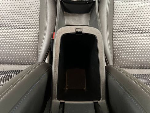 Used 2025 Chevrolet Trax LT FWD image 43