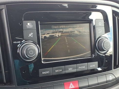 Used 2022 RAM ProMaster City Tradesman FWD image 7