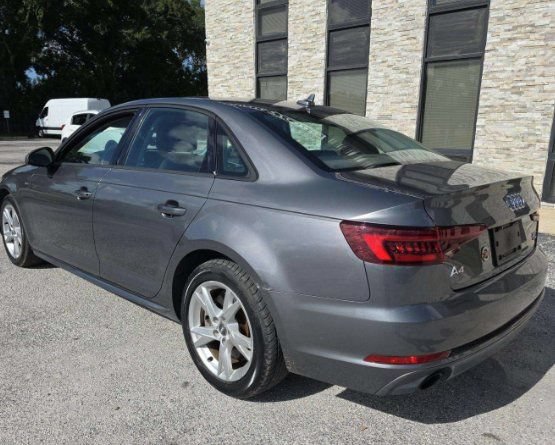 Used 2018 Audi A4 2.0T Premium AWD/4WD image 17