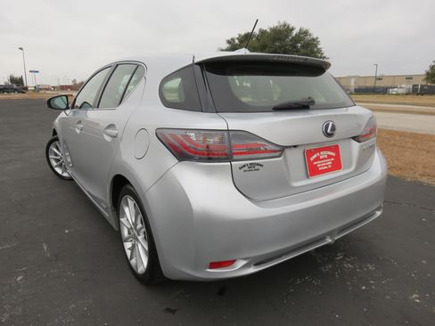 Used 2013 Lexus CT 200h image 7