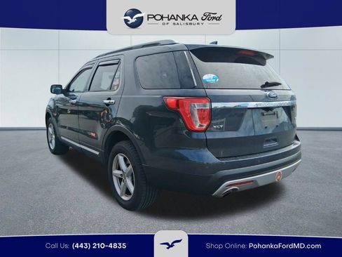 Used 2017 Ford Explorer XLT w/ Equipment Group 202A AWD/4WD image 7