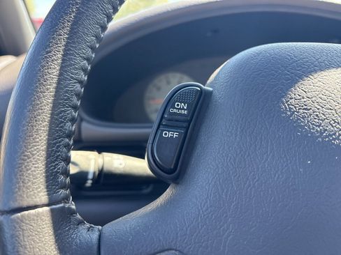 Used 1993 Dodge Intrepid ES image 36