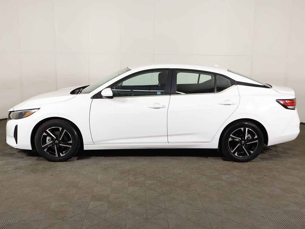 Used 2025 Nissan Sentra SV FWD image 15
