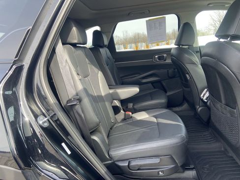 Used 2024 Kia Sorento X-Line EX image 27