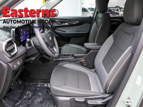 Used 2026 Chevrolet TrailBlazer LT w/ Driver Confidence Package image 14