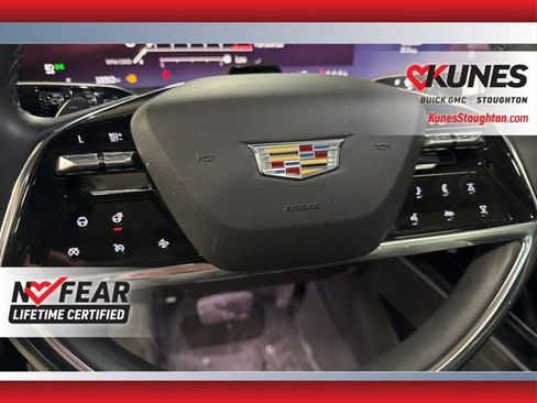 Used 2025 Cadillac Escalade Sport w/ Touring Package image 24