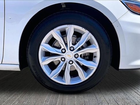 Used 2023 Chevrolet Malibu LT FWD image 10