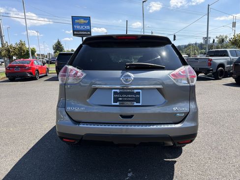 Used 2014 Nissan Rogue SV AWD/4WD image 4