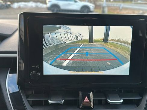 Used 2023 Toyota Corolla SE image 11