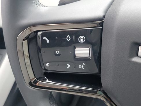 Used 2024 Land Rover Range Rover Evoque Dynamic SE AWD/4WD image 21