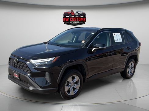 Used 2024 Toyota RAV4 XLE w/ Weather Package AWD/4WD image 3