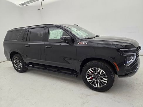 New 2025 Chevrolet Suburban Z71 w/ Z71 Off-Road Package image 1