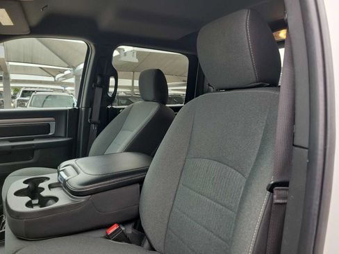 Used 2024 RAM 1500 Warlock RWD image 15