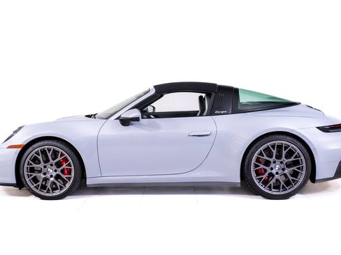Used 2026 Porsche 911 Targa 4S w/ Premium Package AWD/4WD image 3