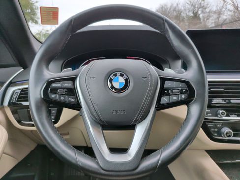 Used 2021 BMW 530i image 22
