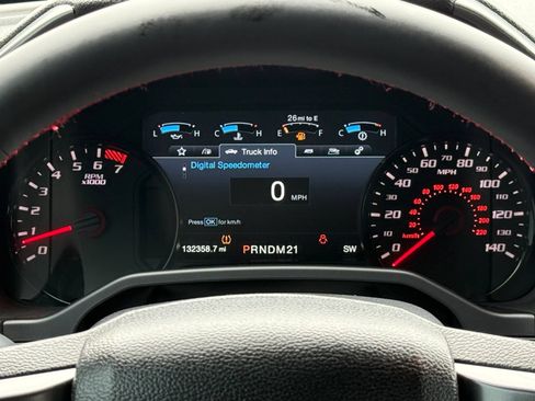 Used 2016 Ford F150 Lariat w/ Equipment Group 502A Luxury AWD/4WD image 35