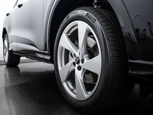 New 2025 Audi Q5 Premium Plus image 21