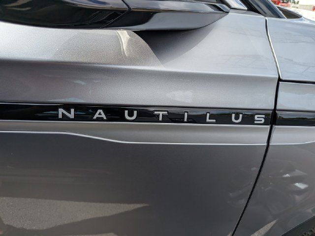 Used 2026 Lincoln Nautilus Premier w/ Equipment Group 102A AWD/4WD image 10