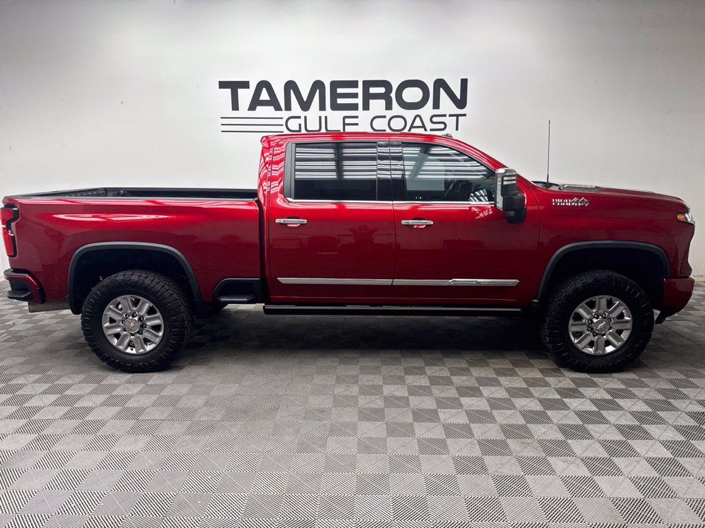 Used 2024 Chevrolet Silverado 2500 High Country AWD/4WD image 4