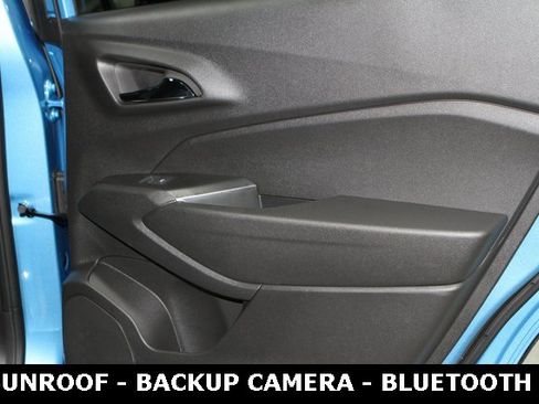 New 2026 Chevrolet Trax RS w/ Sunroof Package image 25