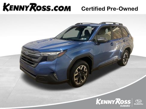 Certified 2025 Subaru Forester Premium AWD/4WD image 1