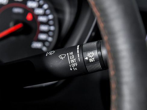 Used 2019 Chevrolet Camaro ZL1 RWD image 30
