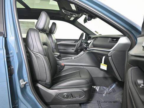 New 2026 Jeep Grand Cherokee L Limited AWD/4WD image 13
