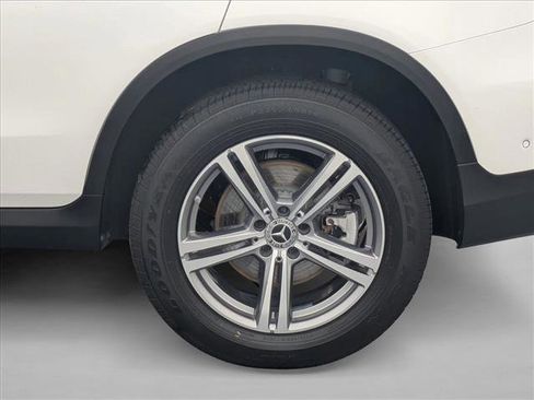 Certified 2022 Mercedes-Benz GLC 300 image 21