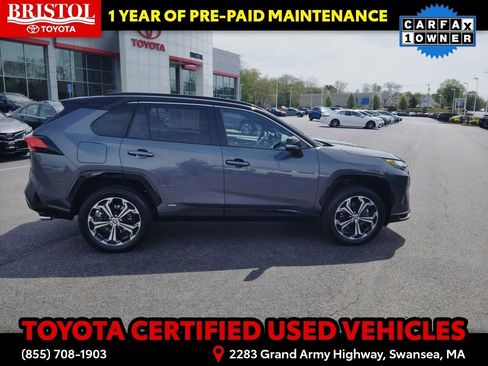 Used 2025 Toyota RAV4 XSE w/ Weather Package AWD/4WD image 9