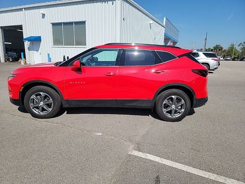 Used 2024 Chevrolet Blazer LT w/ Convenience Package image 2