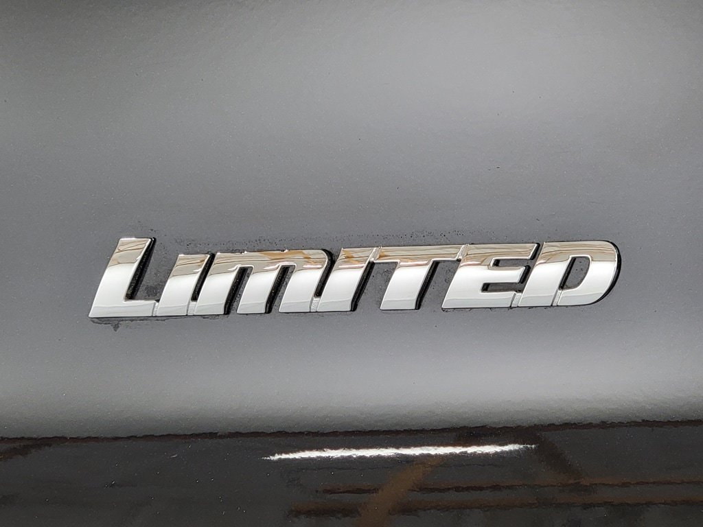 Certified 2023 Toyota 4Runner Limited AWD/4WD image 9
