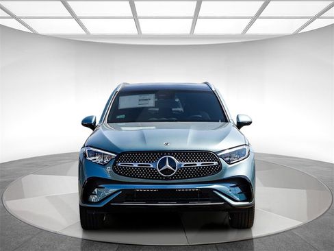 New 2025 Mercedes-Benz GLC 350e 4MATIC image 6