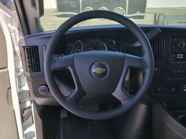 New 2026 Chevrolet Express 2500 RWD image 17