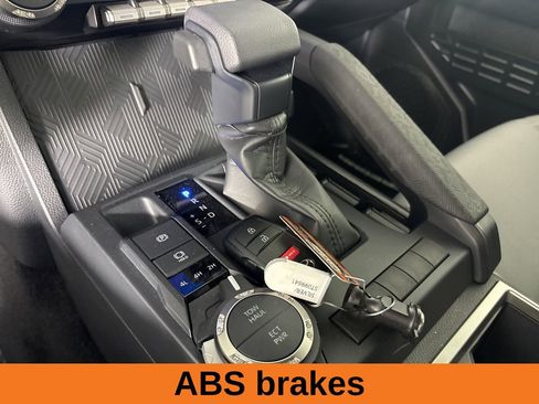 Used 2025 Toyota Tacoma SR5 image 18