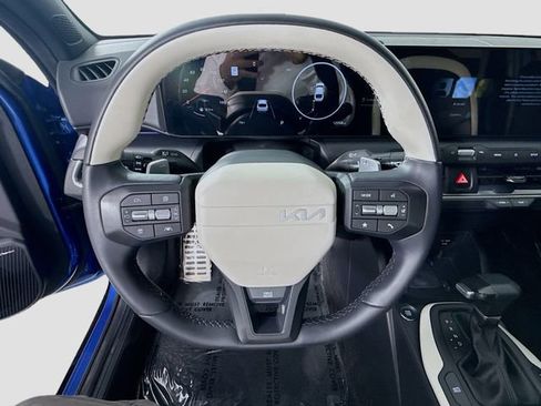 Used 2025 Kia K4 GT-Line Turbo image 11