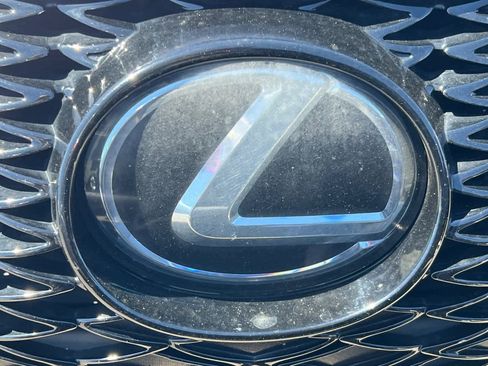 Used 2017 Lexus RC 200t F Sport image 13