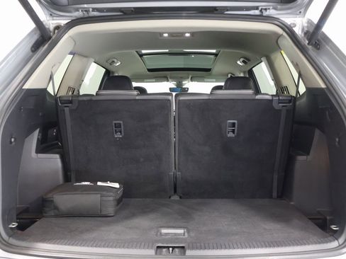 Used 2022 Volkswagen Atlas SEL R-Line image 29