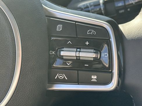 New 2026 Kia Carnival SX Prestige FWD image 17